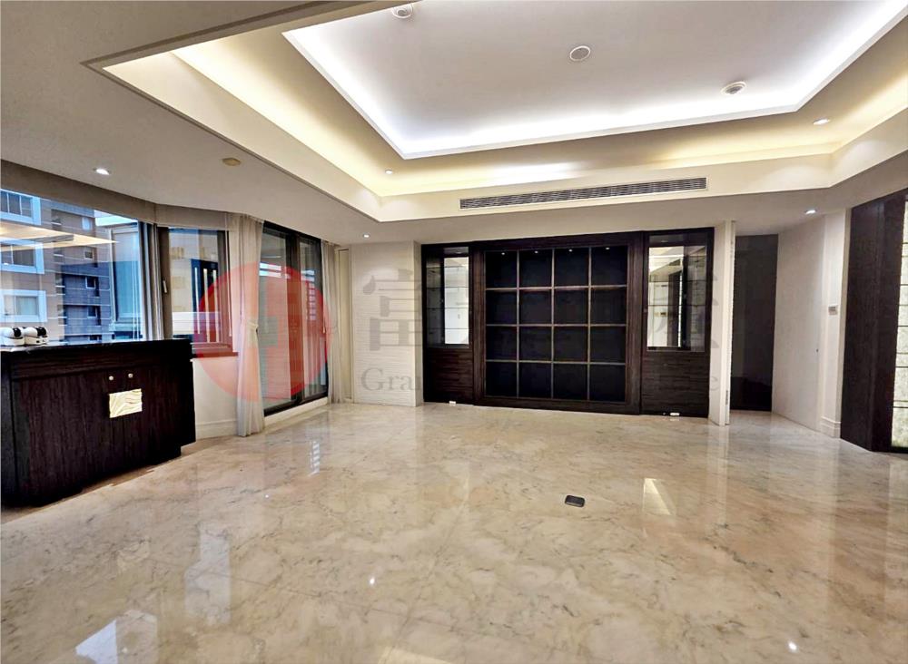 *101*一層一戶*高樓美景*泳池豪邸*