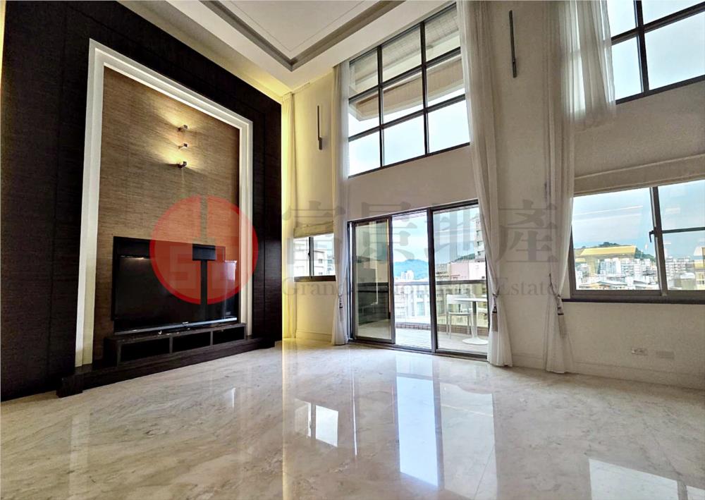 *101*一層一戶*高樓美景*泳池豪邸*