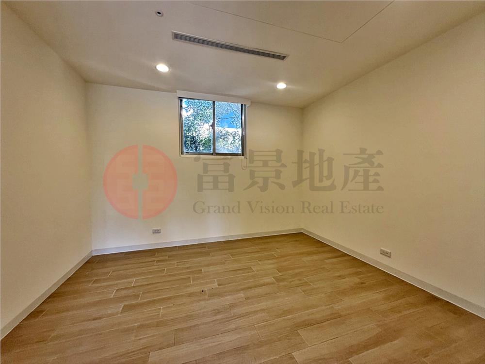 近TES*文化大學*前庭後院*享受清幽