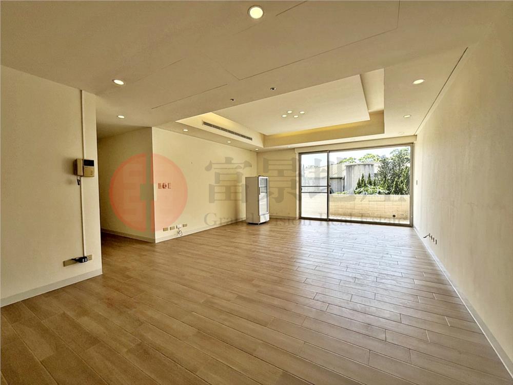 近TES*文化大學*前庭後院*享受清幽